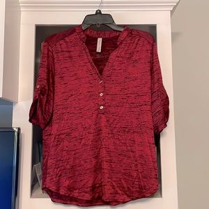 NWOT PerSeption petite blouse, size PXL
